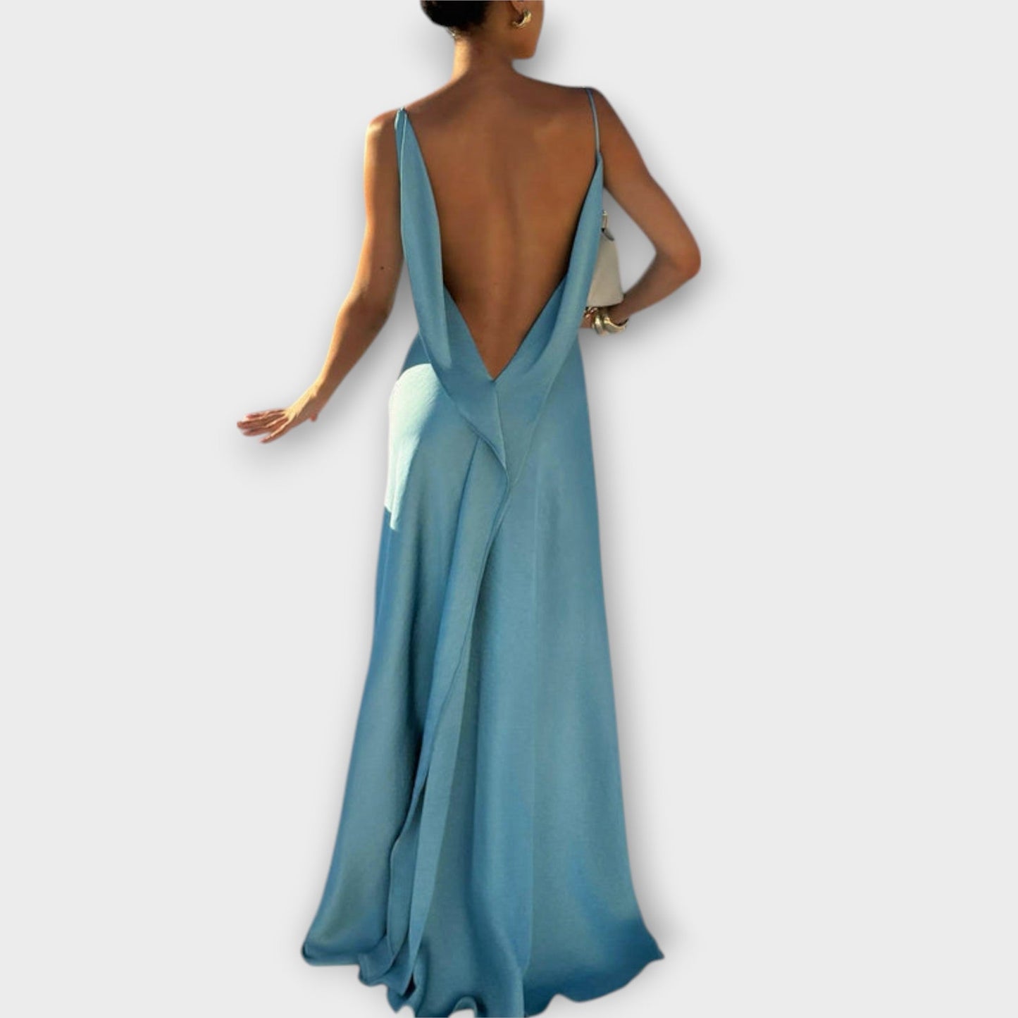 Rochie maxi din satin chic cu fante înaltă