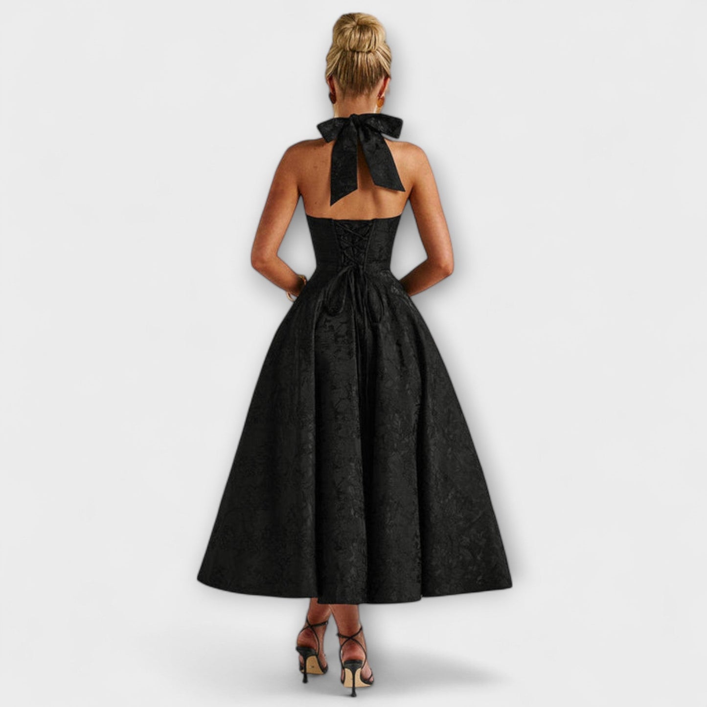 Rochie Midi Fermecătoare