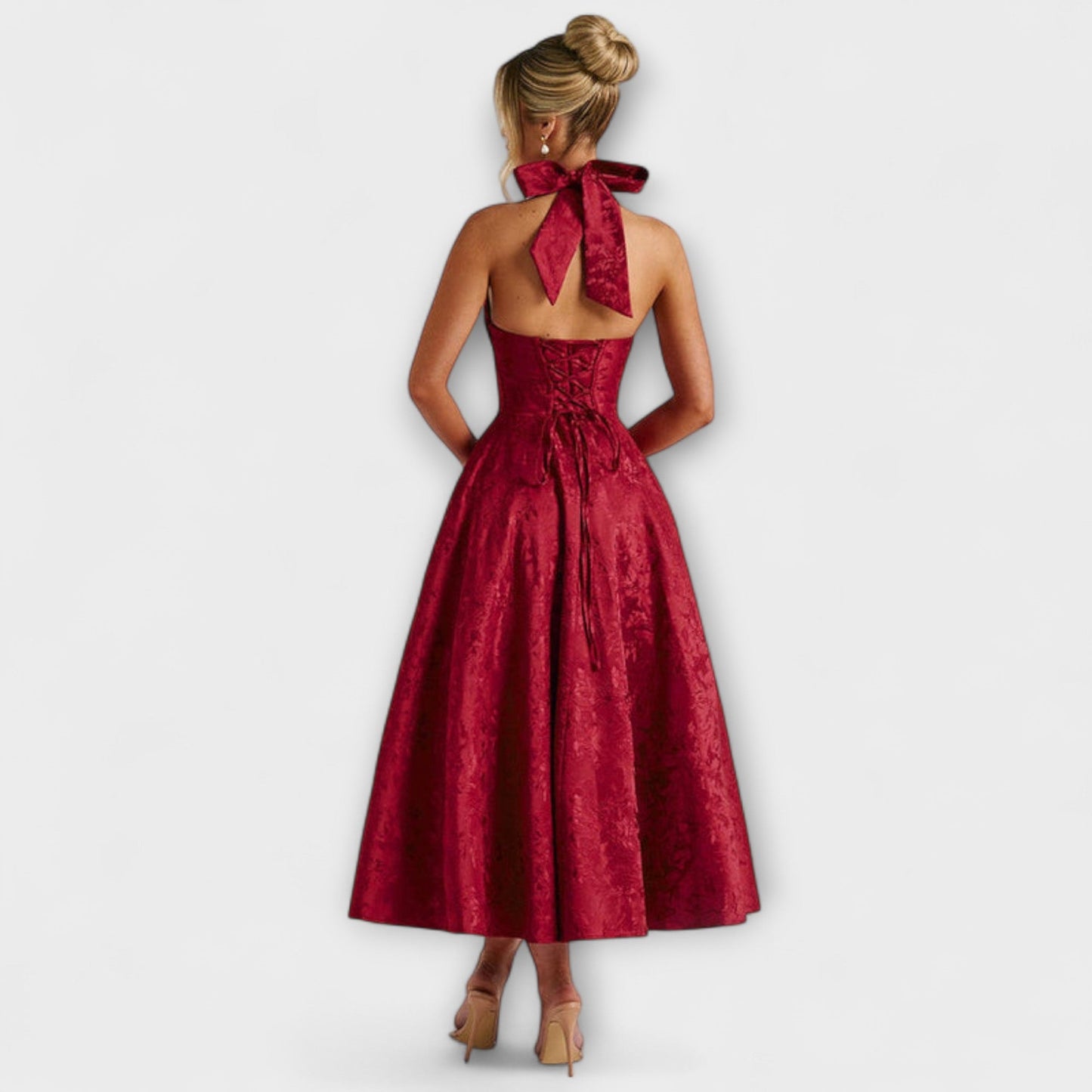 Rochie Midi Fermecătoare