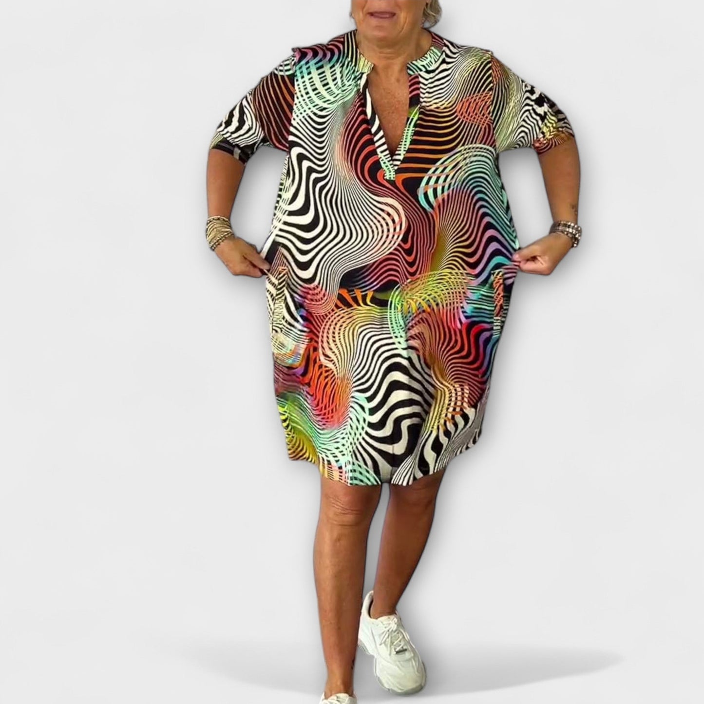 Rochie colorată cu decolteu în V