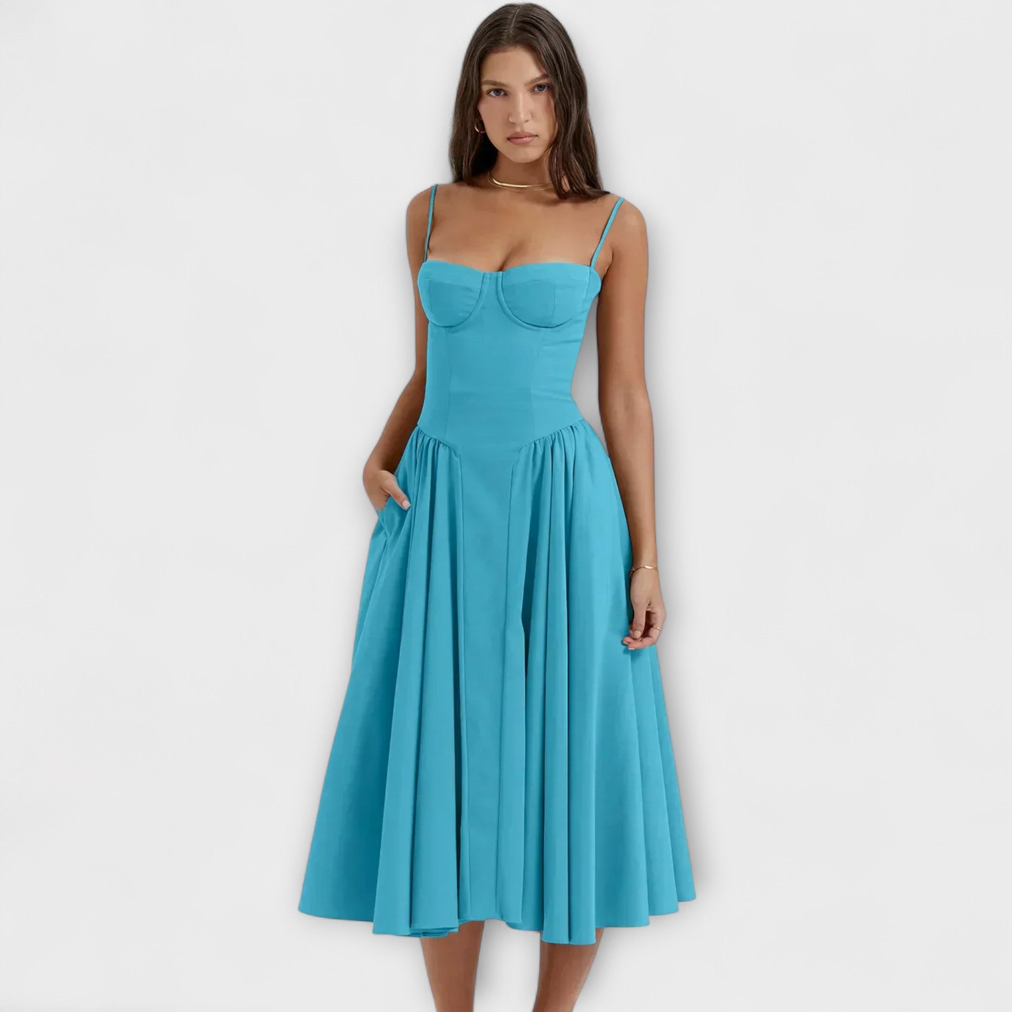 Rochie elegantă fără mâneci, cu corset