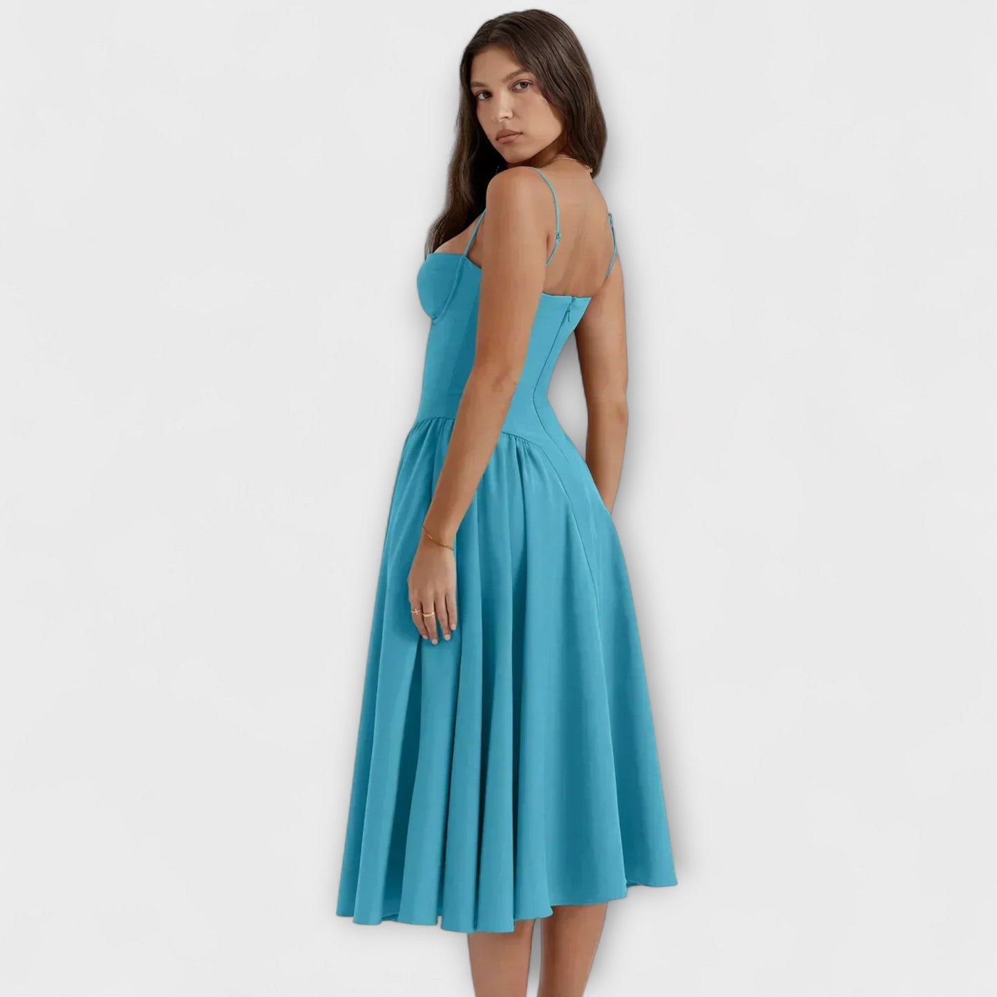 Rochie elegantă fără mâneci, cu corset