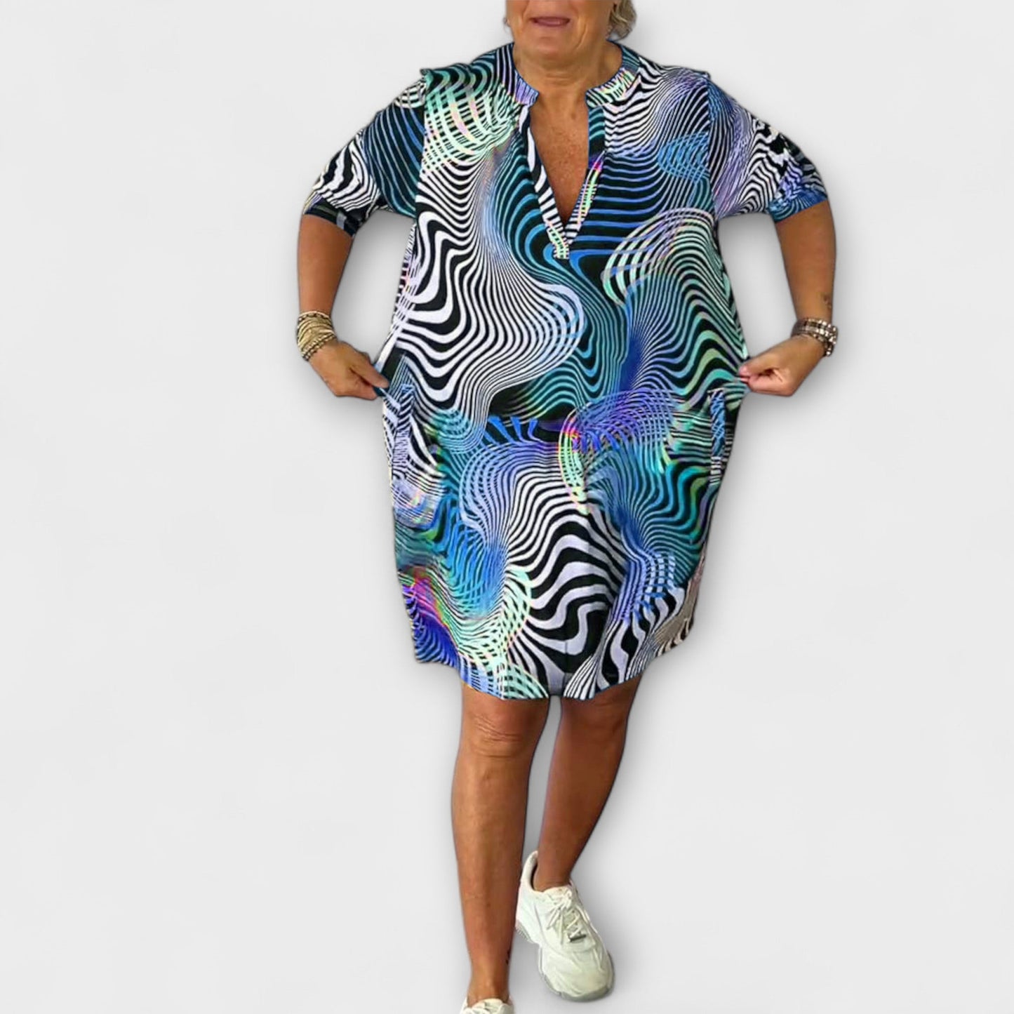Rochie colorată cu decolteu în V