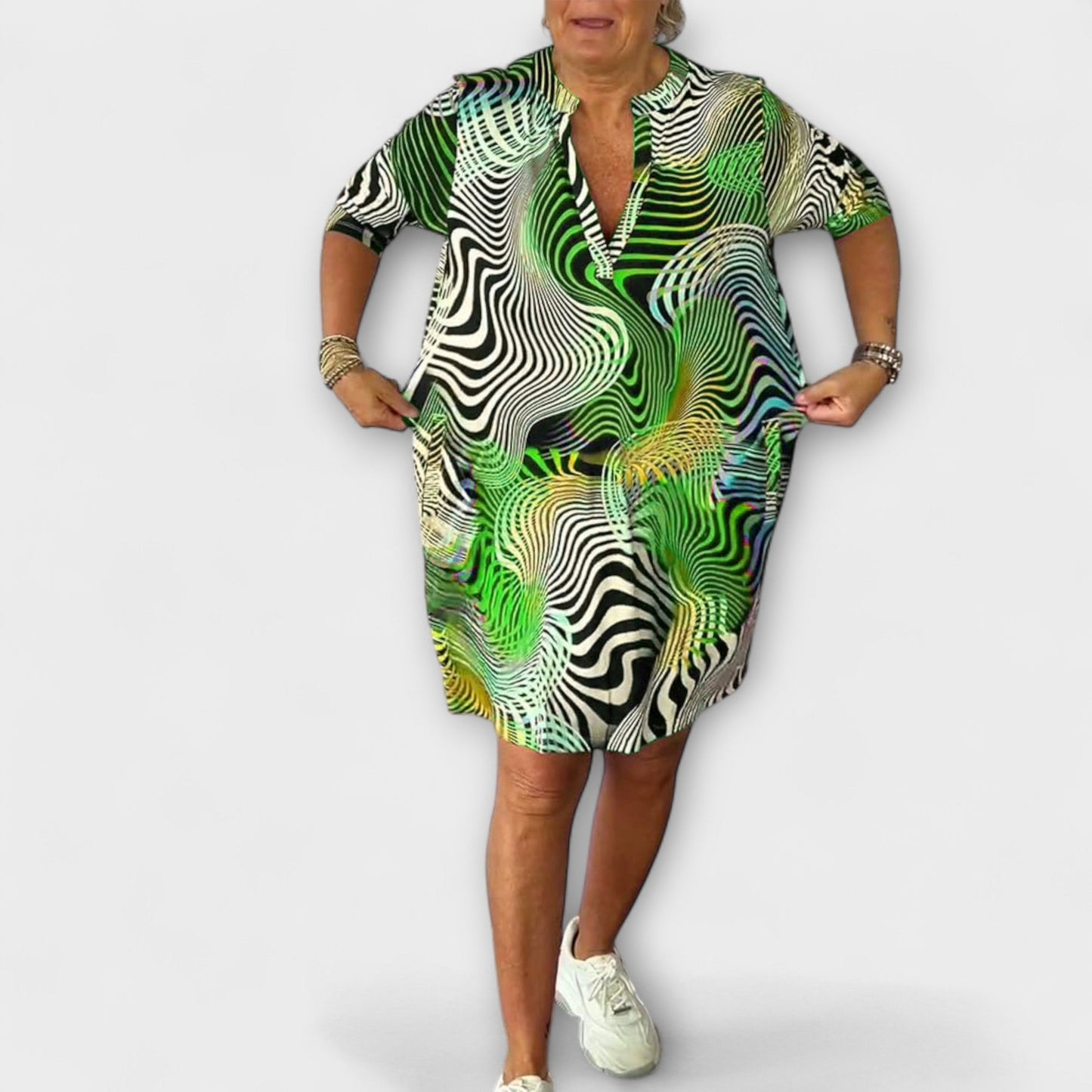 Rochie colorată cu decolteu în V