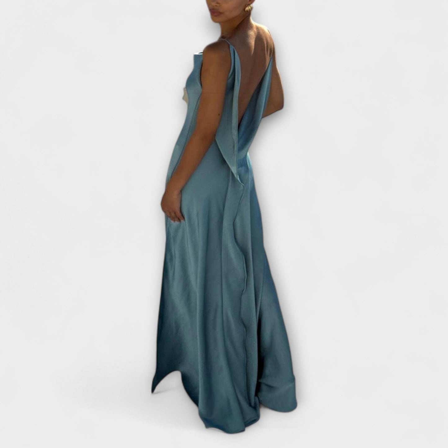 Rochie maxi din satin chic cu fante înaltă