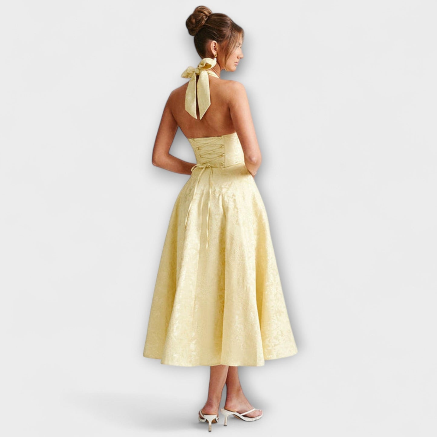 Rochie Midi Fermecătoare