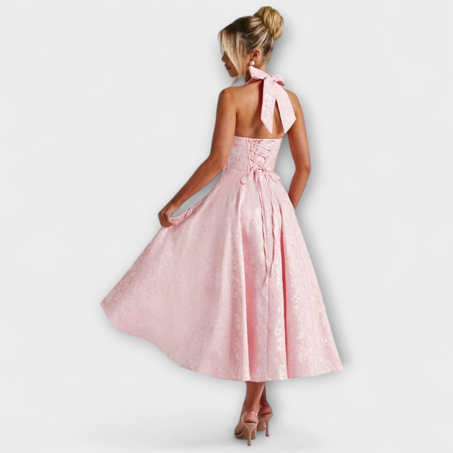 Rochie Midi Fermecătoare