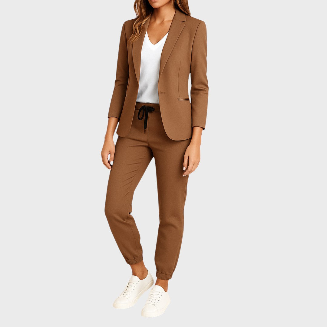 Set confortabil de sacou și pantaloni