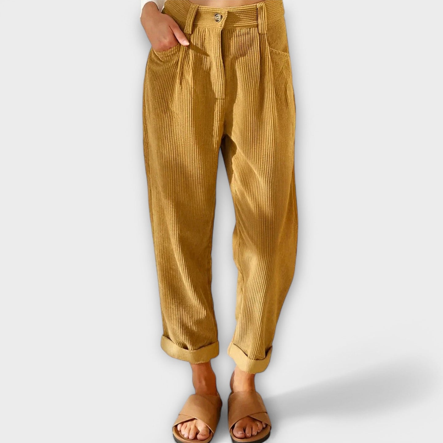 Jeans moderni cu sireturi moderne