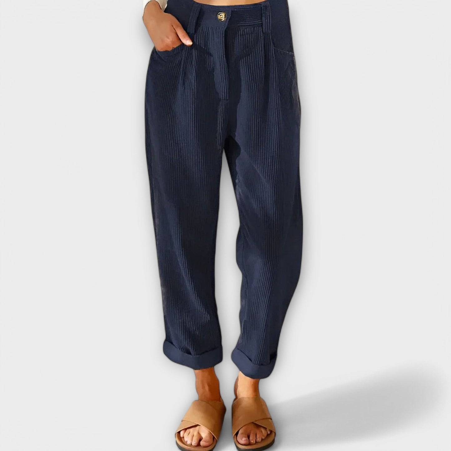 Jeans moderni cu sireturi moderne