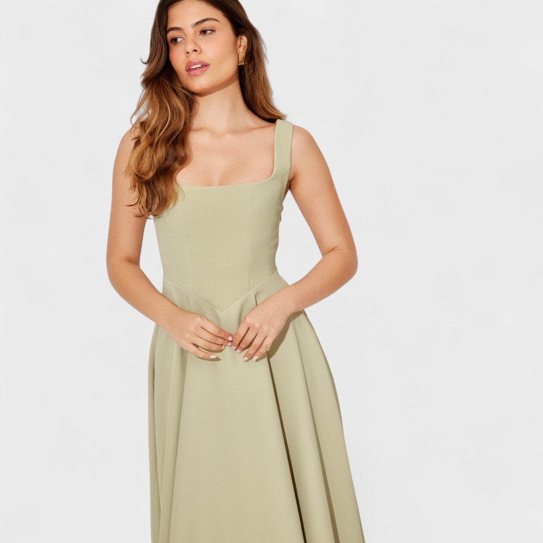 Amelia – Rochie midi fluidă fără timp