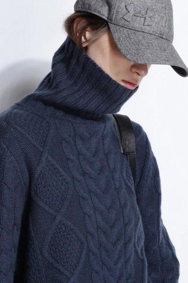 Culoare Turtleneck Kamensky
