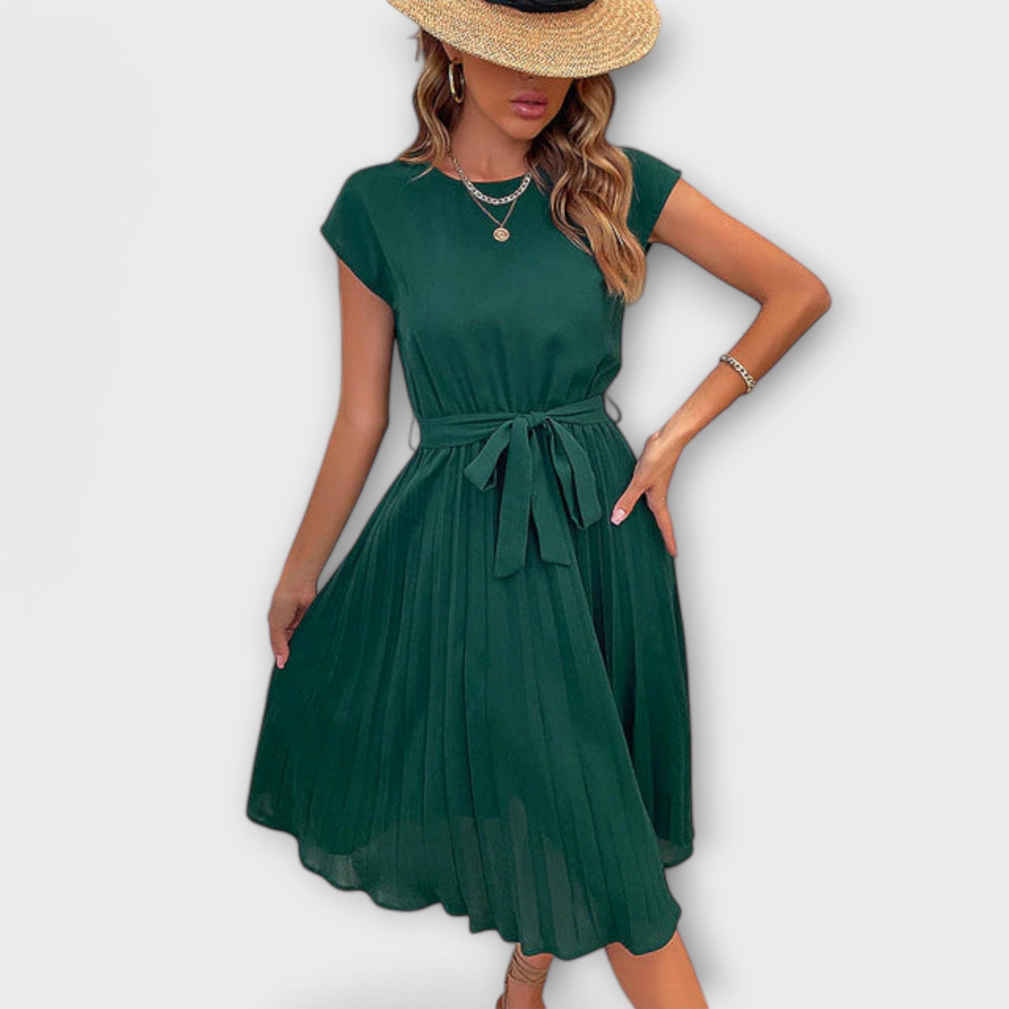 Rochie midi lejeră, plisată, cu mânecă scurtă