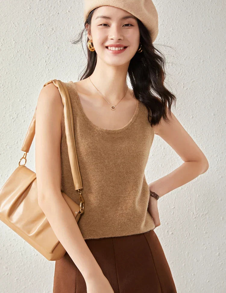 Ivanna Quinn Cashmere V-Neck
