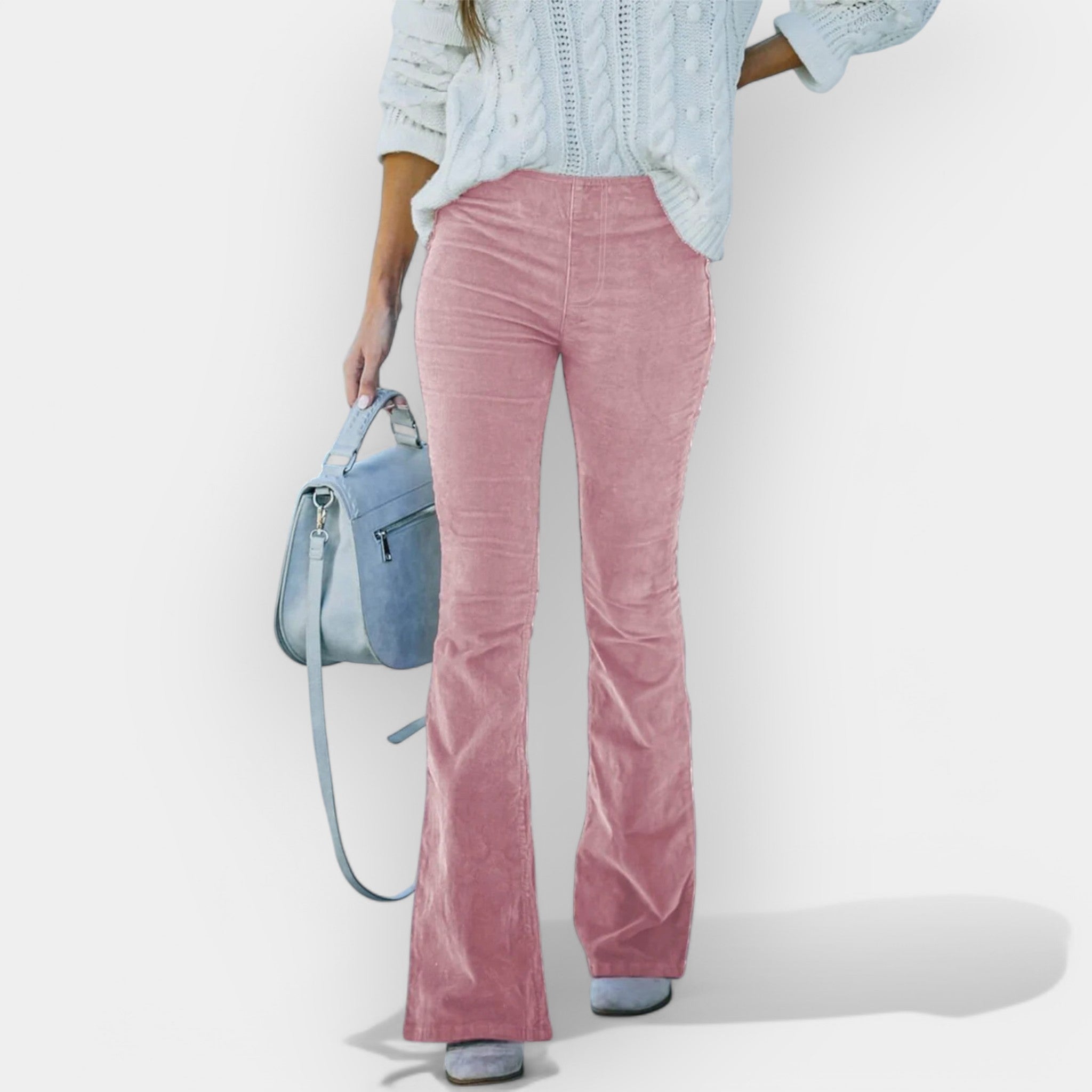 Pantaloni lungi cu pantaloni evazați