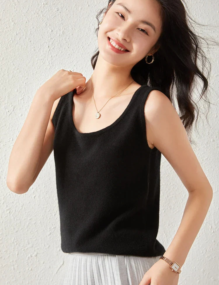 Ivanna Quinn Cashmere V-Neck