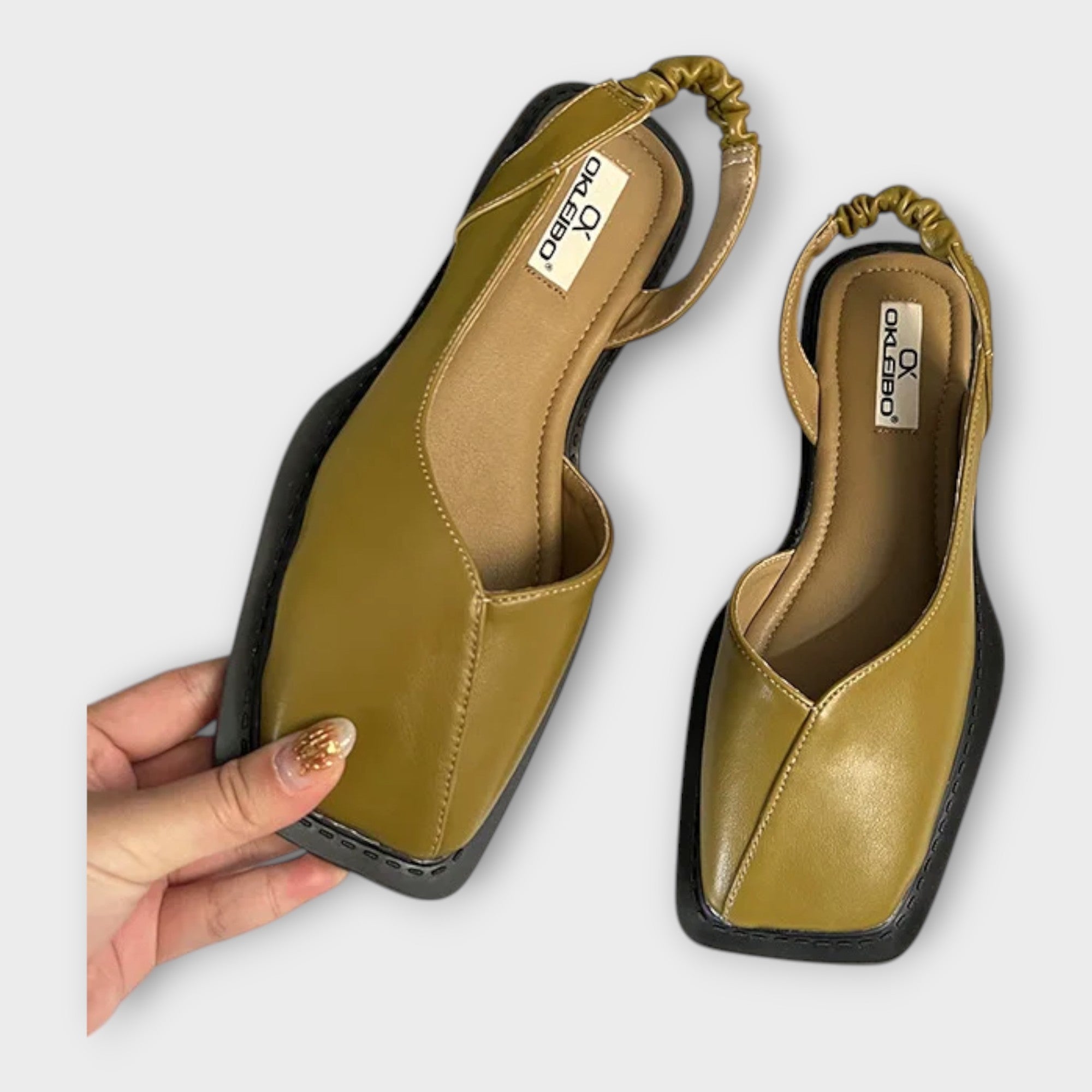 Mokasini Eleganți Magdaléna din Suede cu Curea Elastică