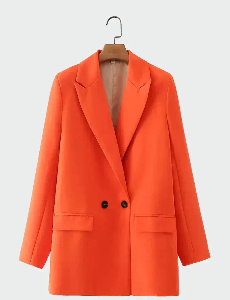 Sacou oversized cu croială modernă