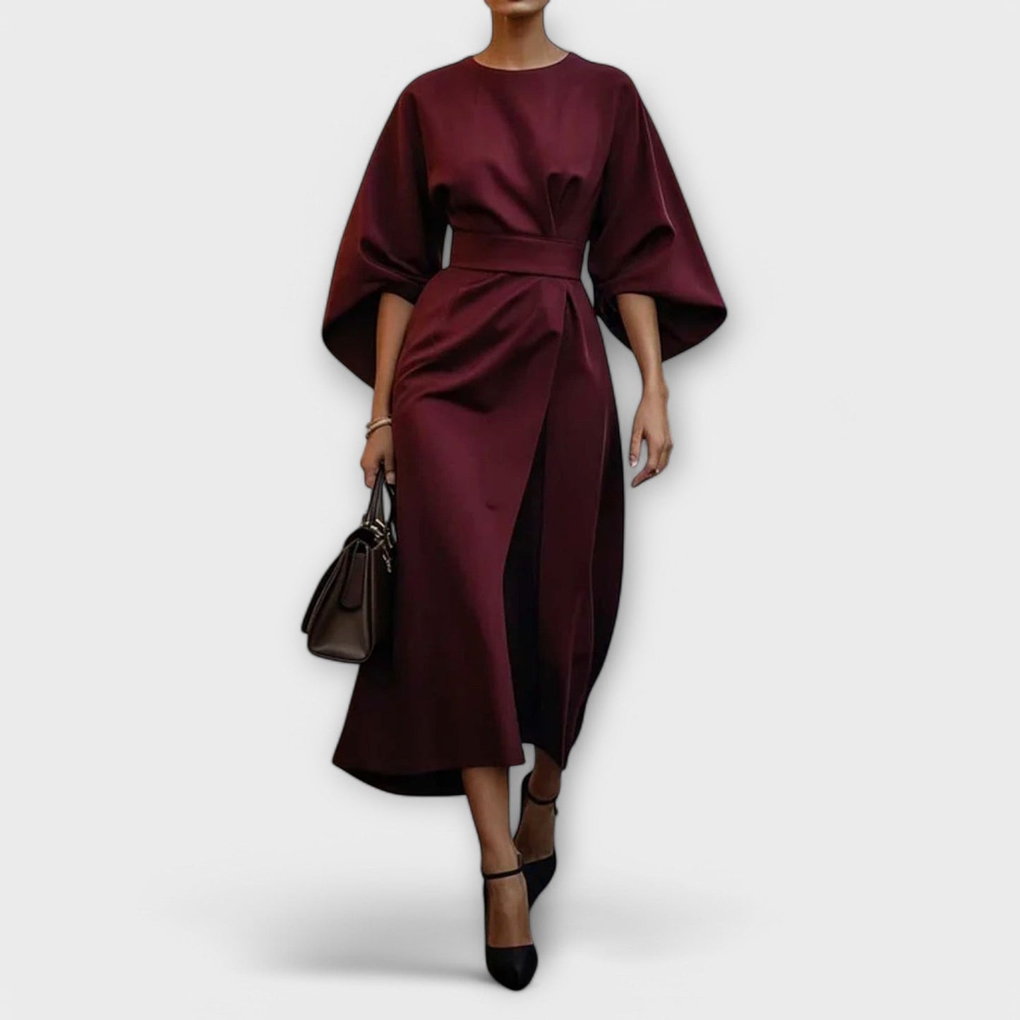 Rochie elegantă cu mâneci