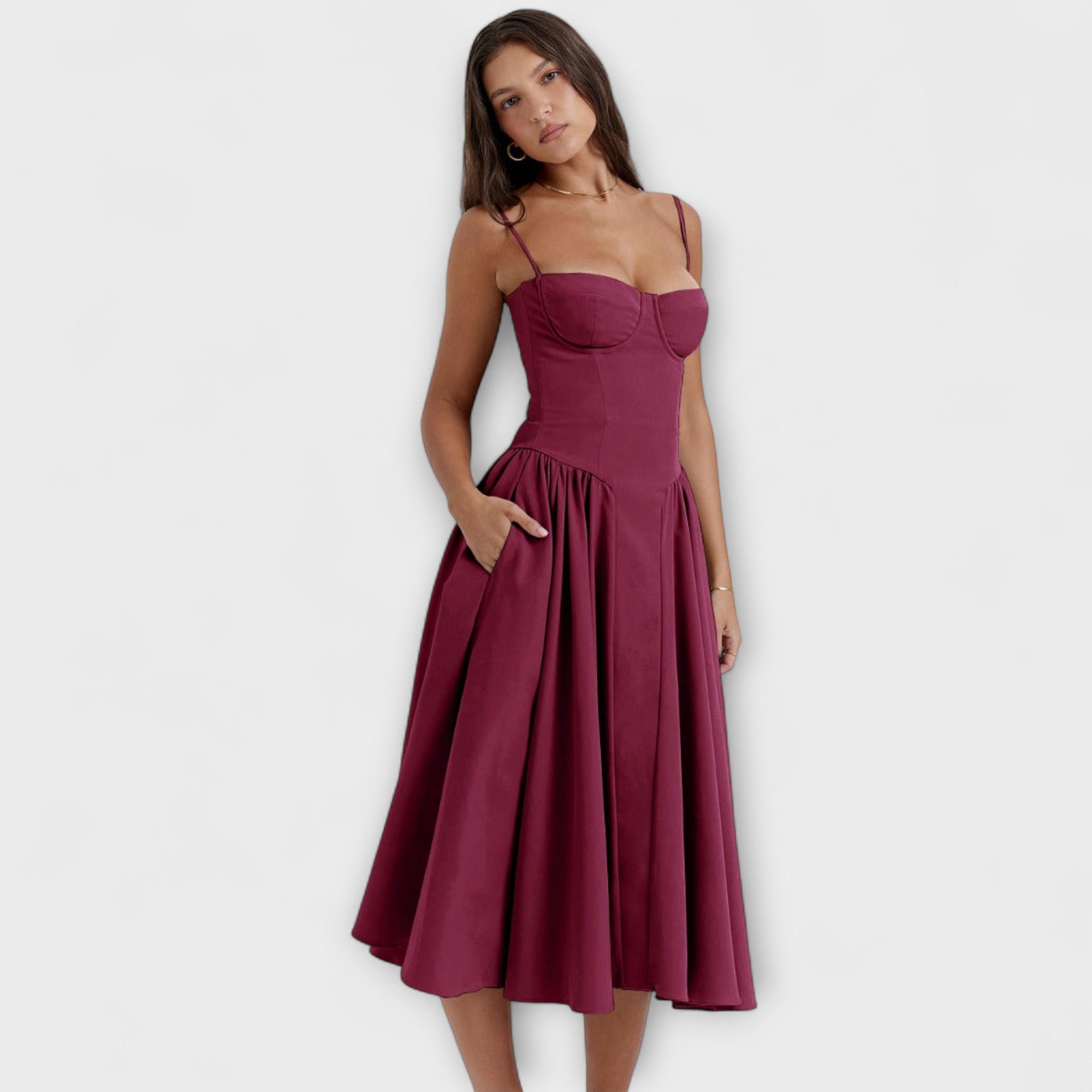 Rochie elegantă fără mâneci, cu corset