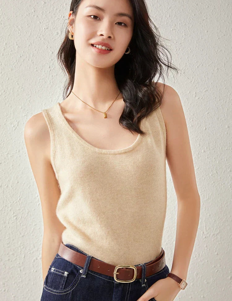 Ivanna Quinn Cashmere V-Neck