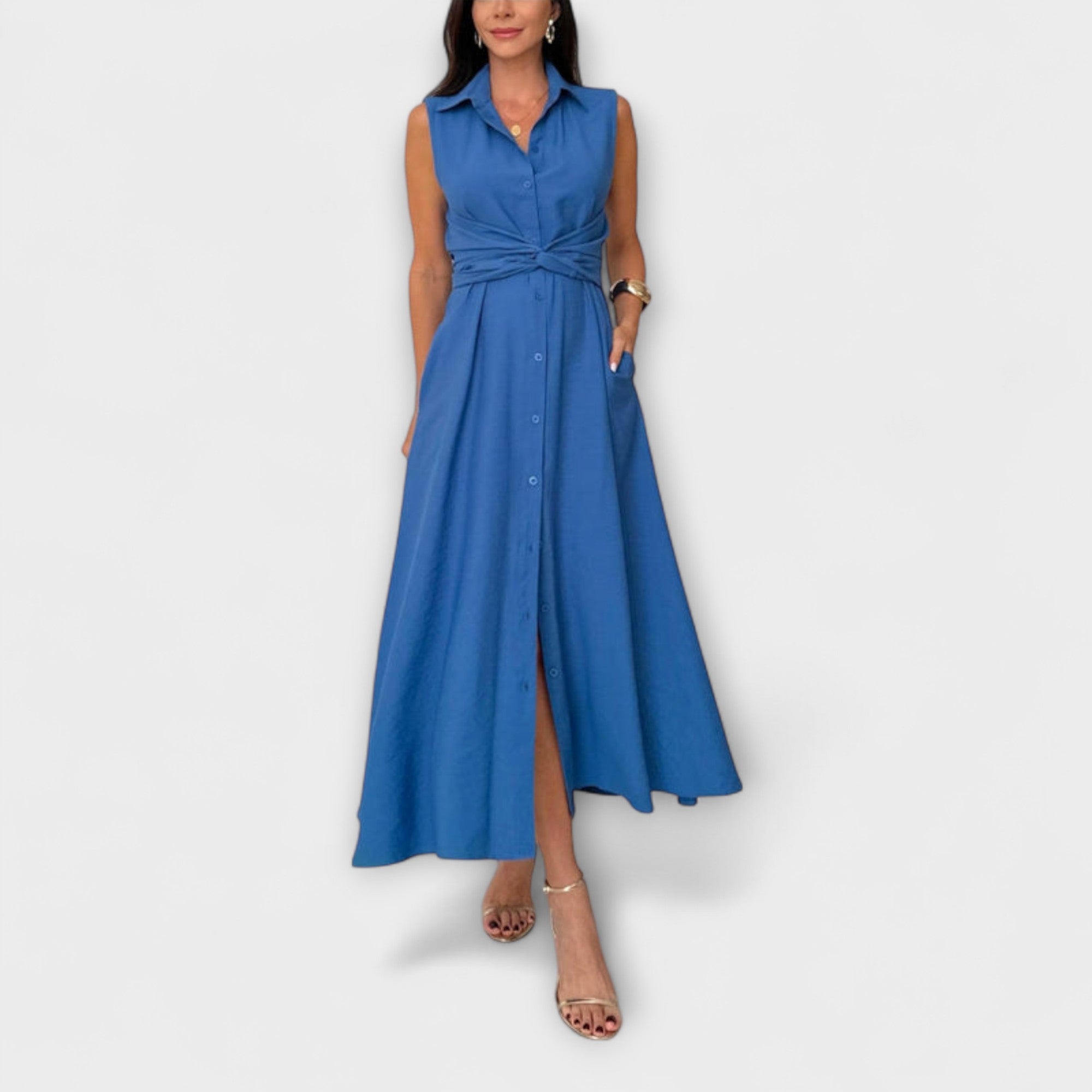 Rochie midi impresionantă cu închidere uniformă și detaliu de legare