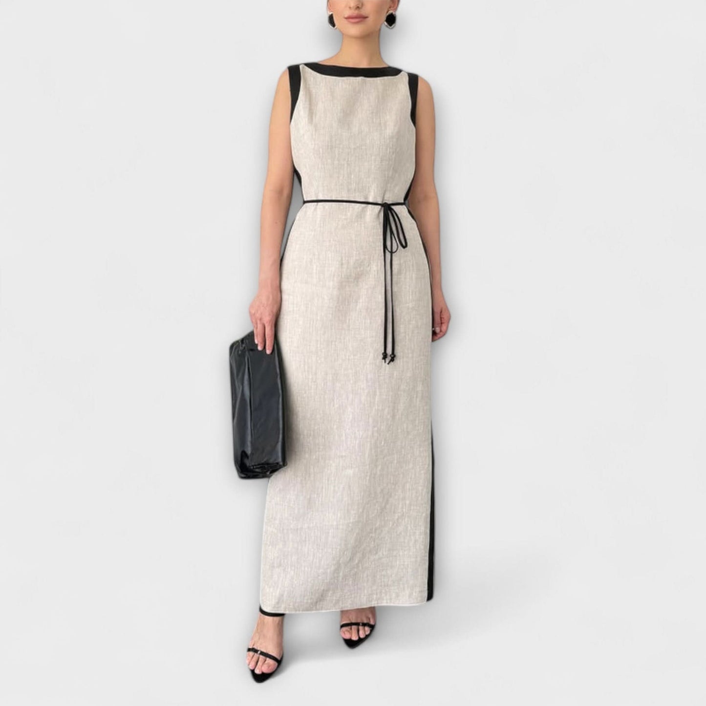 Rochie elegantă fără mâneci