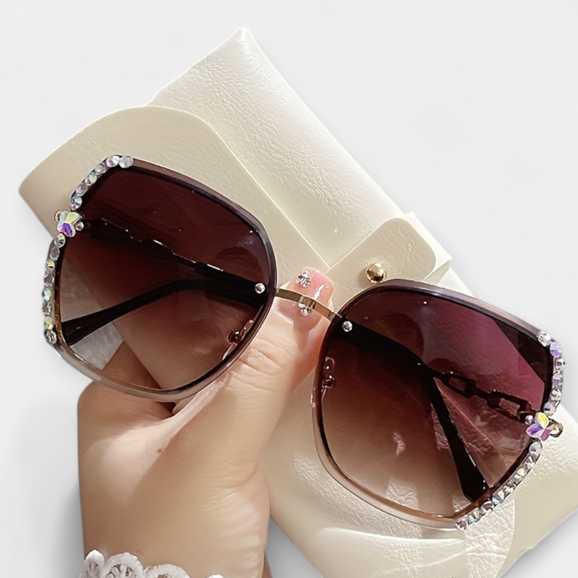 Ochelari de soare elegantă Magdaléna cu lentile gradient