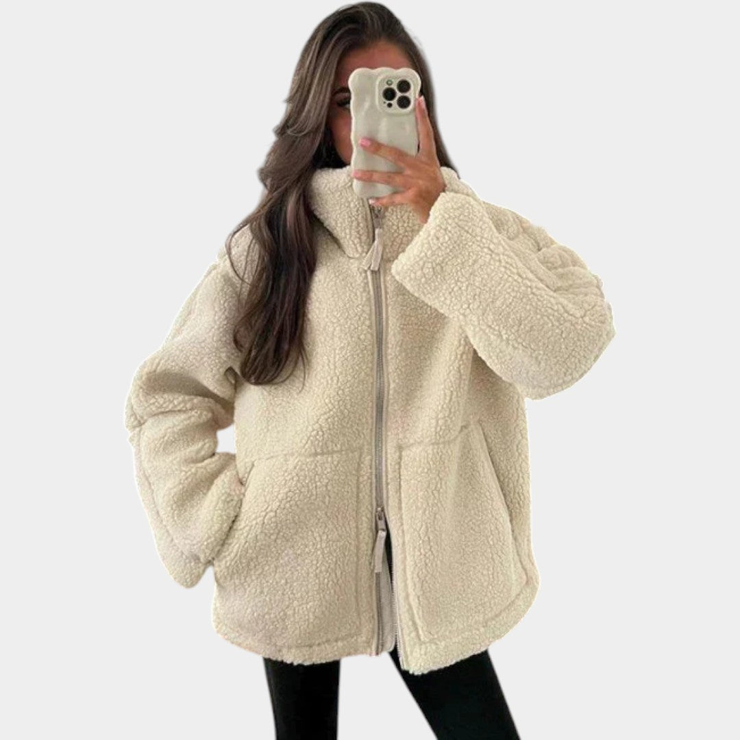 Petra – palton oversized din teddy pentru femei cu fermoar