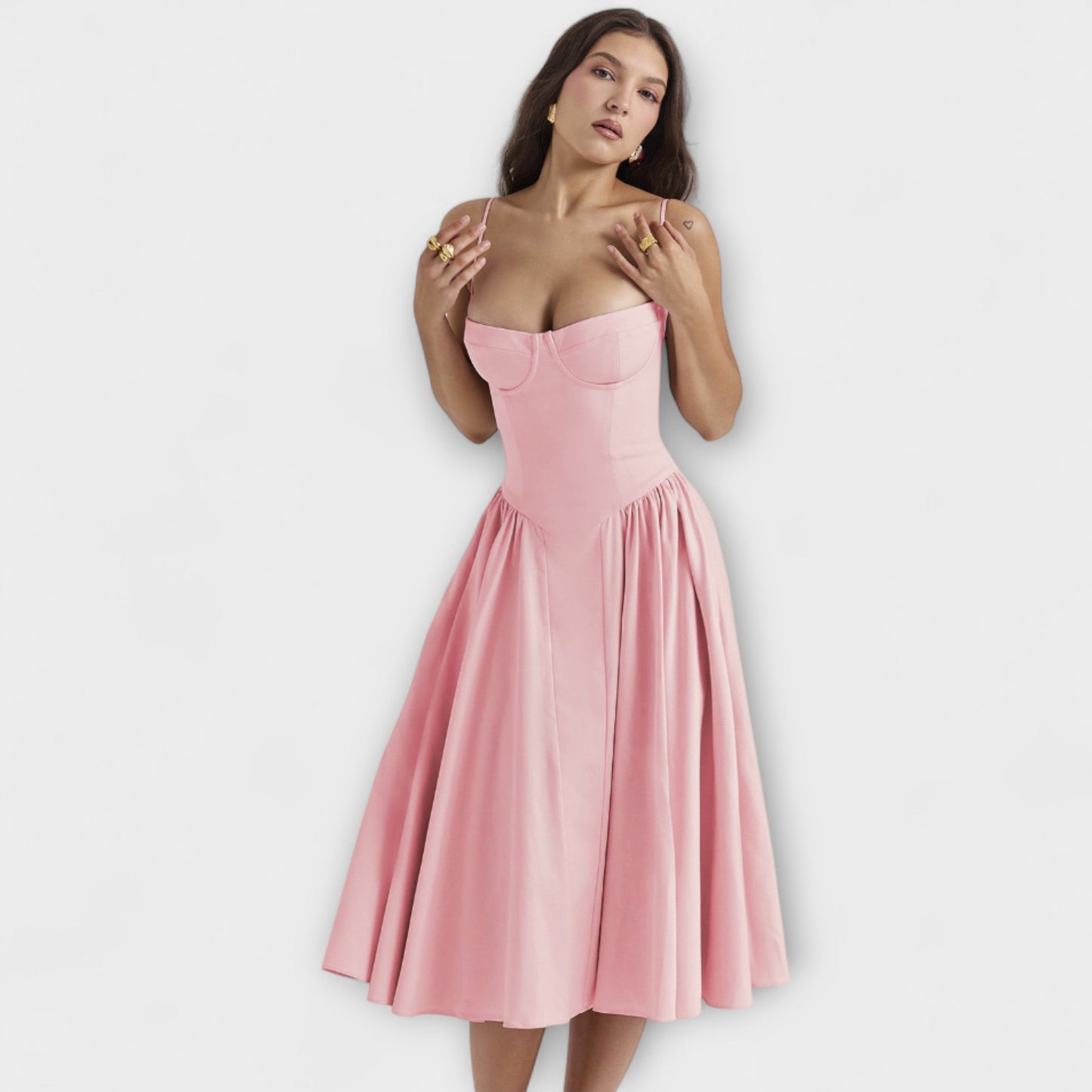 Rochie elegantă fără mâneci, cu corset