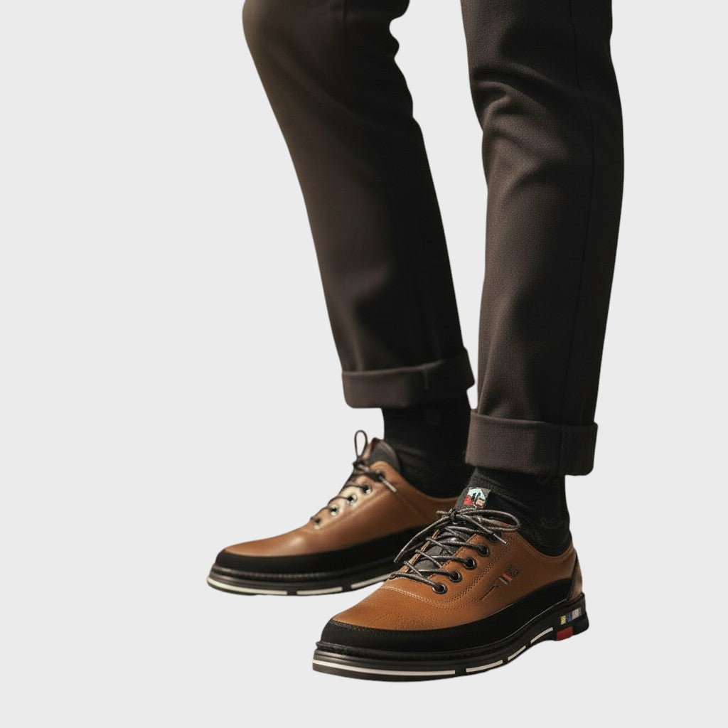 Pantofi bărbați tip "Smart Casual"