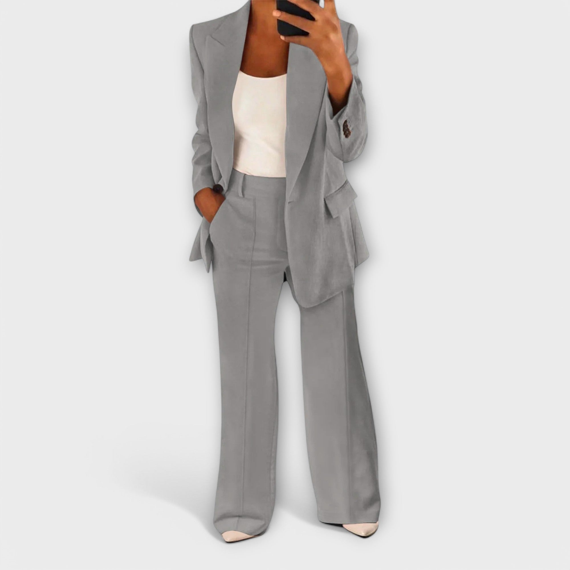 Set de costume pentru femei