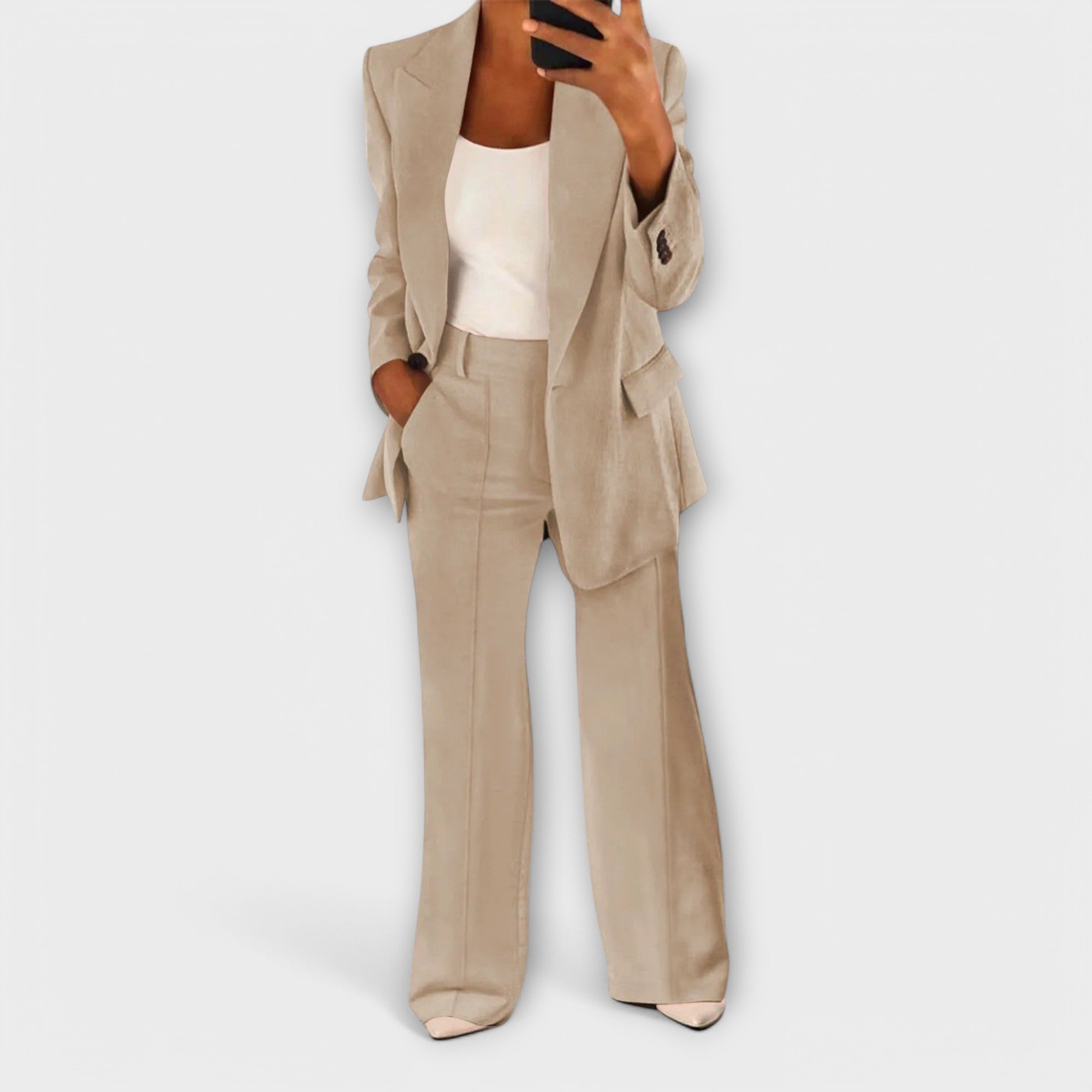 Set de costume pentru femei